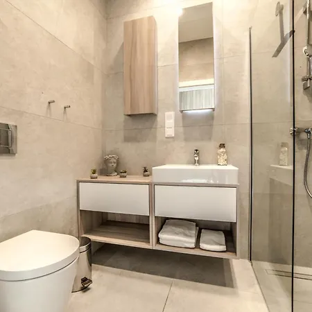 Premium Shellter - Day *