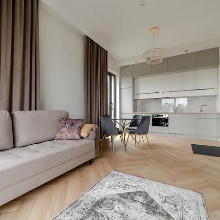 Premium Shellter - Day Rogowo (Gryfice)