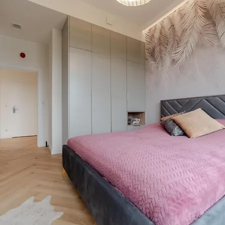 Premium Shellter - Day Rogowo (Gryfice)