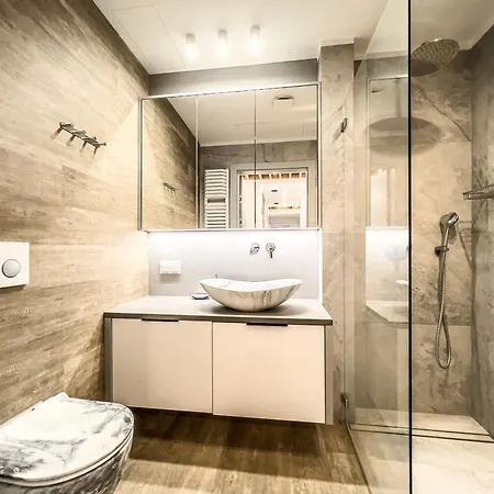 Premium Shellter - Day Apartamento