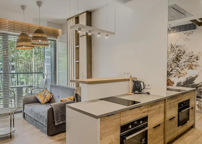 Premium Shellter - Day *